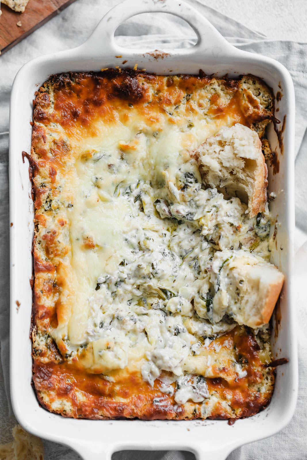 spinach artichoke bacon dip I howsweeteats.com #spinach #artichoke #bacon #dip #appetizers