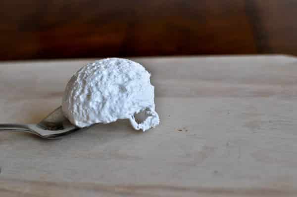 Hot Cocoa Cookies I howsweeteats.com Hot Cocoa Cookies I howsweeteats.com