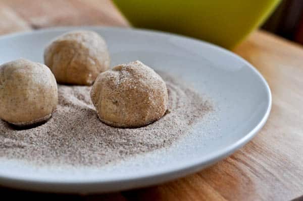 Fat Fluffy Snickerdoodles I howsweeteats.com Fat Fluffy Snickerdoodles I howsweeteats.com