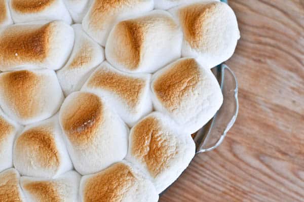 S'mores Pie I howsweeteats.com S'mores Pie I howsweeteats.com