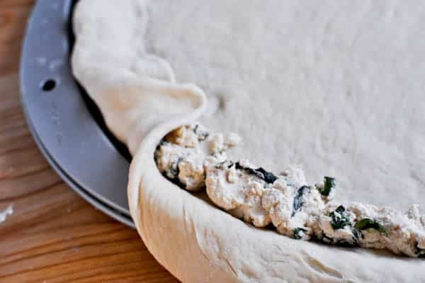 Basil and Goat Cheese Stuffed Crust Pizza I howsweeteats.com Basil and Goat Cheese Stuffed Crust Pizza I howsweeteats.com