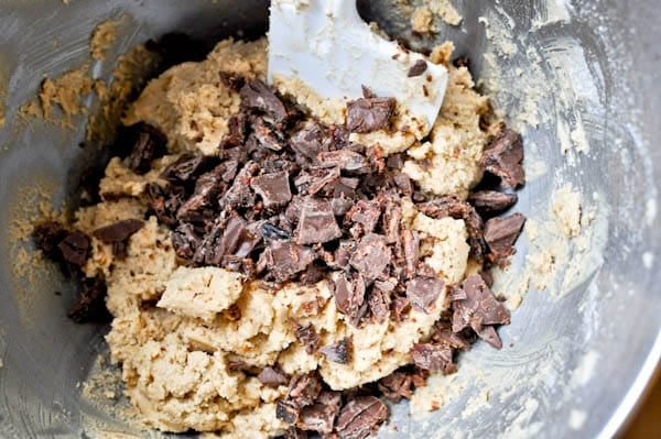 Chewy Peanut Butter Cookies with Chocolate Candied Bacon I howsweeteats.com Chewy Peanut Butter Cookies with Chocolate Candied Bacon I howsweeteats.com