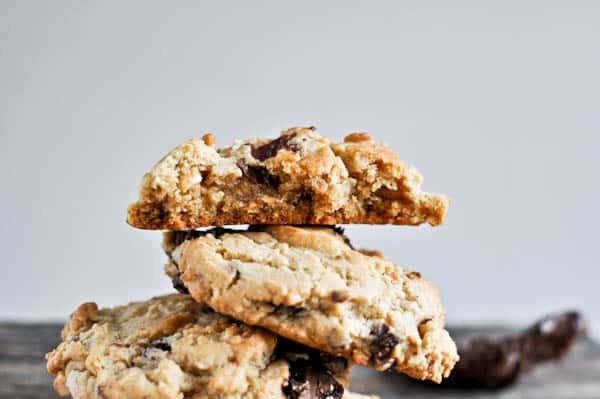 Chewy Peanut Butter Cookies with Chocolate Candied Bacon I howsweeteats.com Chewy Peanut Butter Cookies with Chocolate Candied Bacon I howsweeteats.com