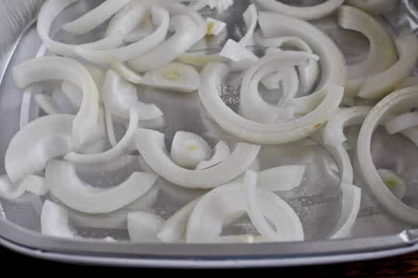 How to Roast a Chicken I howsweeteats.com How to Roast a Chicken I howsweeteats.com