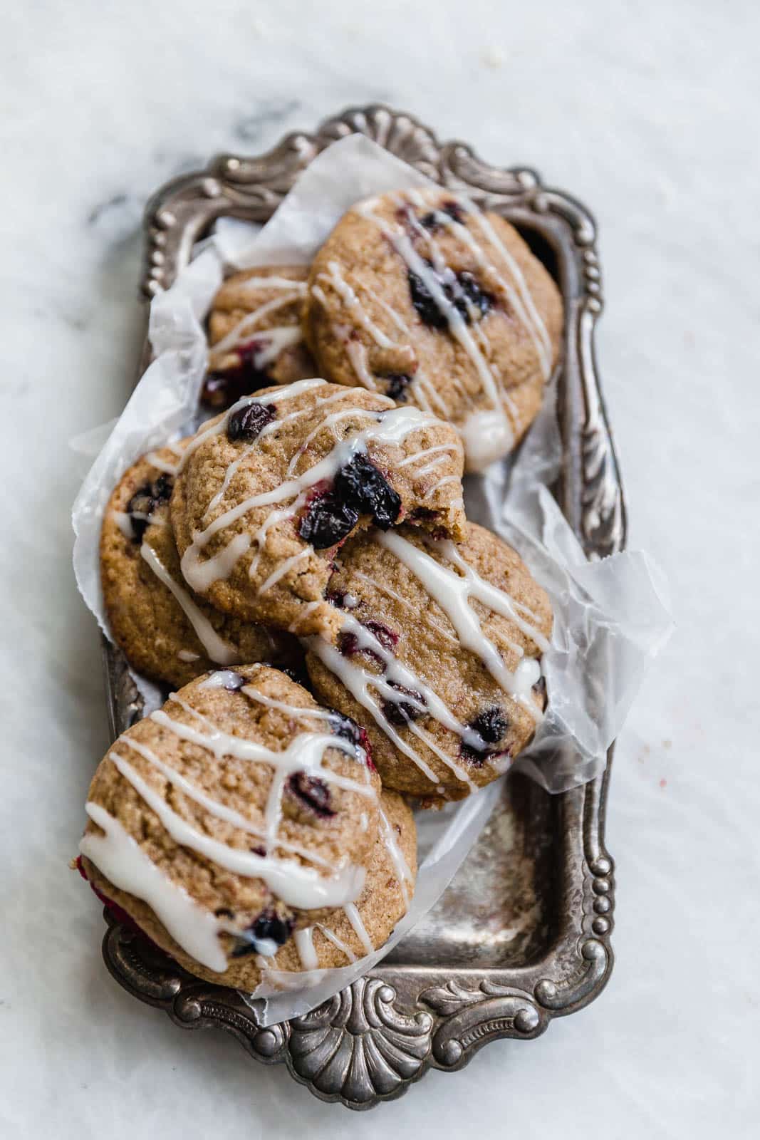 brown sugar blueberry cookies I howsweeteats.com