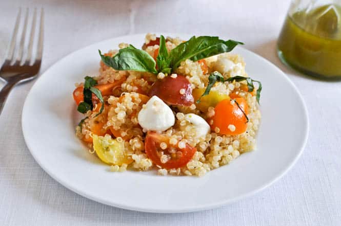Quick Caprese Quinoa with Homemade Basil Oil I howsweeteats.com Quick Caprese Quinoa with Homemade Basil Oil I howsweeteats.com