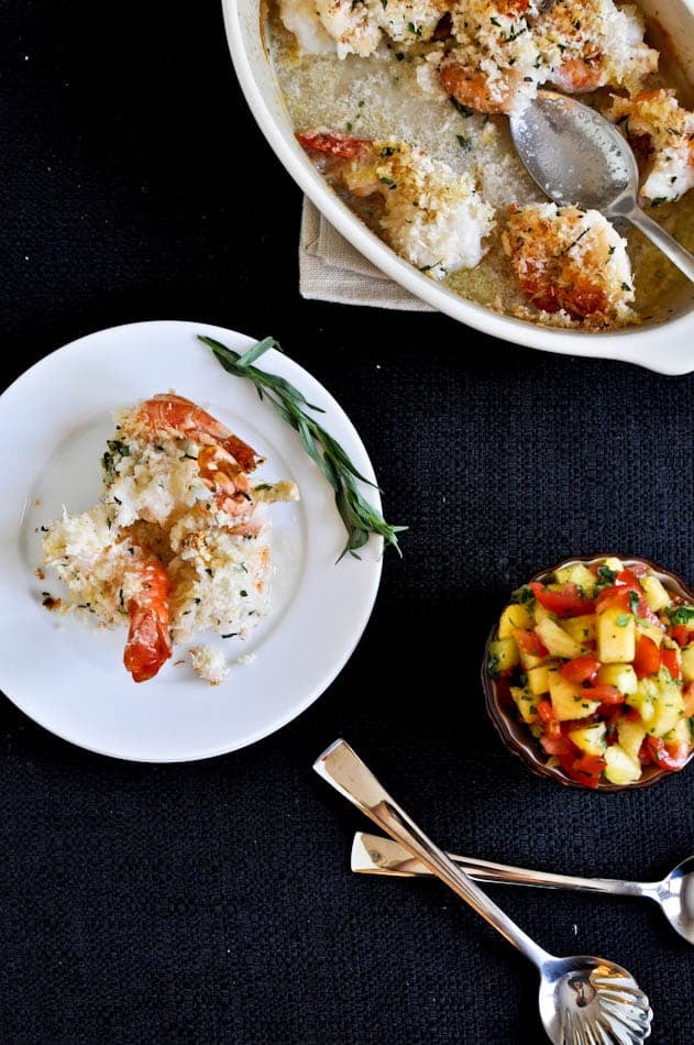 Coconut Baked Shrimp with Pineapple Peach Salsa I howsweeteats.com Coconut Baked Shrimp with Pineapple Peach Salsa I howsweeteats.com