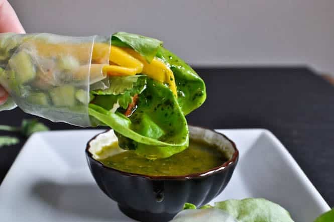 Crispy Shrimp and Mango Spring Rolls I howsweeteats.com Crispy Shrimp and Mango Spring Rolls I howsweeteats.com