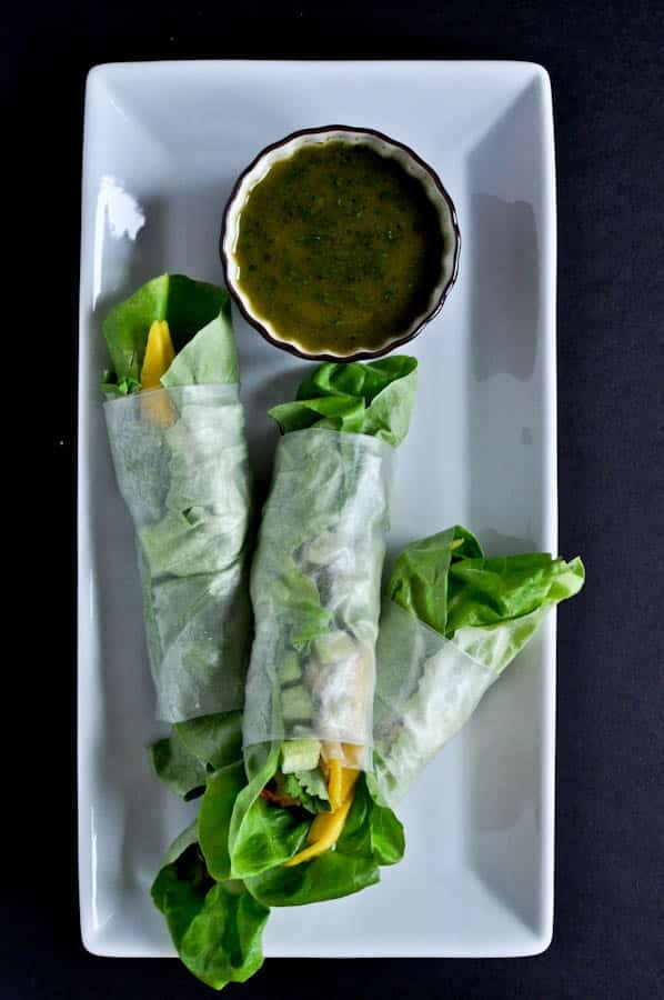 Crispy Shrimp and Mango Spring Rolls I howsweeteats.com Crispy Shrimp and Mango Spring Rolls I howsweeteats.com