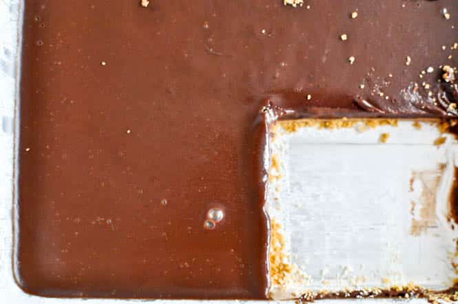 No-Bake S'mores Bars I howsweeteats.com No-Bake S'mores Bars I howsweeteats.com