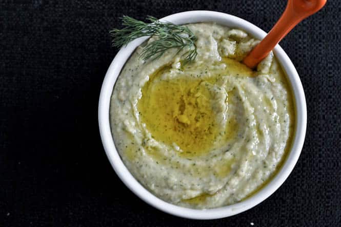 Roasted Garlic and Dill White Bean Dip I howsweeteats.com Roasted Garlic and Dill White Bean Dip I howsweeteats.com