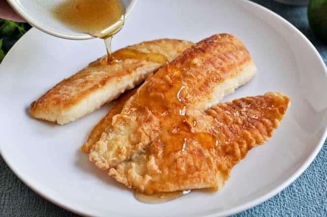 Crispy Honey Lime Tilapia I howsweeteats.com Crispy Honey Lime Tilapia I howsweeteats.com