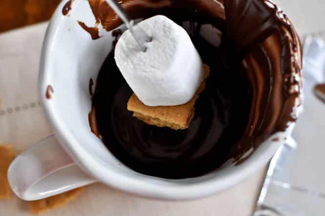 Homemade Smashing S'mores I howsweeteats.com Homemade Smashing S'mores I howsweeteats.com