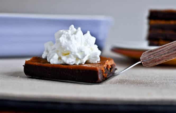 Pumpkin Pie Fudge Brownie Bars I howsweeteats.com Pumpkin Pie Fudge Brownie Bars I howsweeteats.com