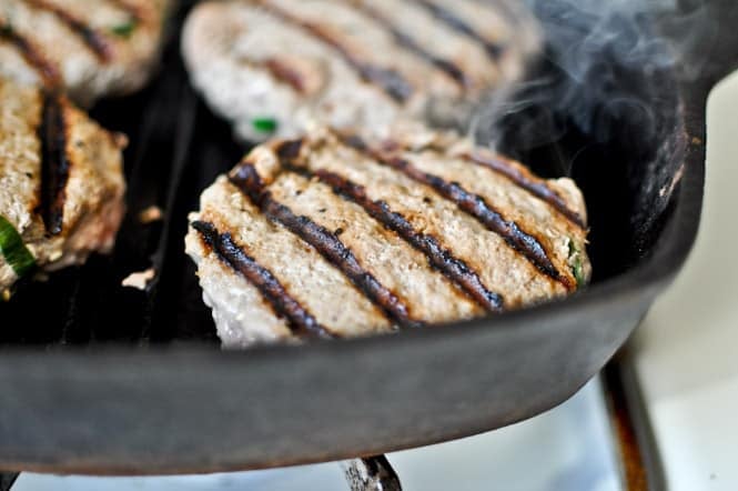 Asian Turkey Burgers with Spicy Lime Mayo I howsweeteats.com Asian Turkey Burgers with Spicy Lime Mayo I howsweeteats.com