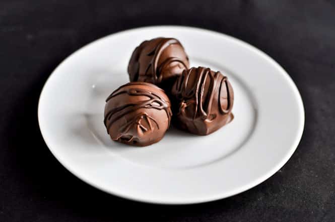 Gooey Chocolate Coconut Truffles I howsweeteats.com Gooey Chocolate Coconut Truffles I howsweeteats.com