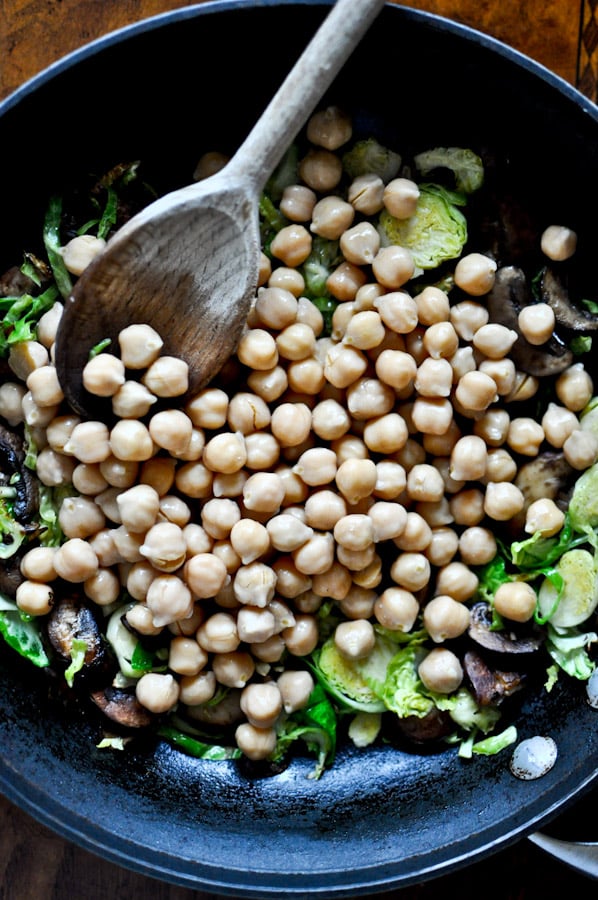 Warm Winter Chickpeas I howsweeteats.com Warm Winter Chickpeas I howsweeteats.com
