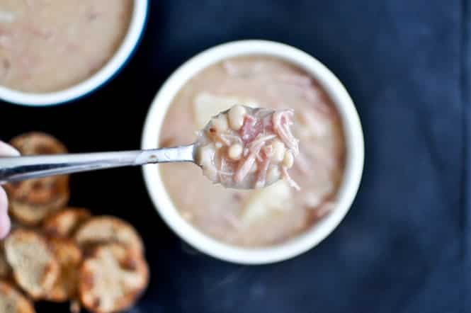 The Best Old-Fashioned Bean Soup I howsweeteats.com The Best Old-Fashioned Bean Soup I howsweeteats.com