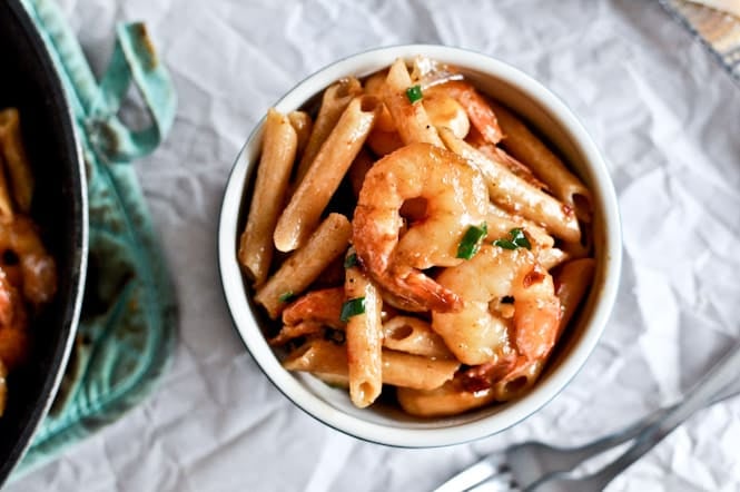 Spicy Parmesan Shrimp Skillet I howsweeteats.com Spicy Parmesan Shrimp Skillet I howsweeteats.com