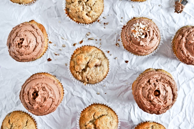 Banana Boat Cupcakes I howsweeteats.com Banana Boat Cupcakes I howsweeteats.com