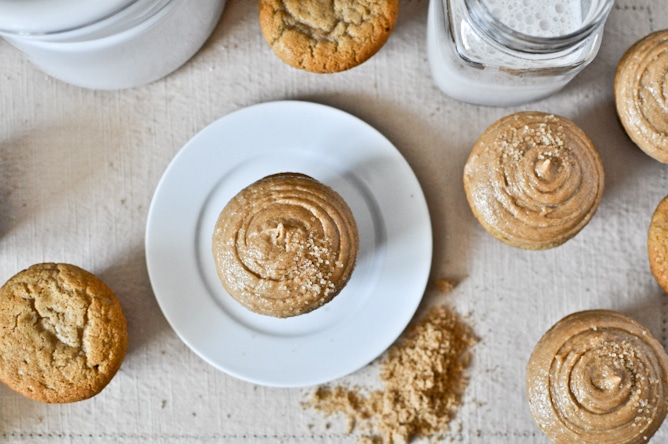 Brown Sugar Cupcakes with Peanut Butter Brown Sugar FrostingI howsweeteats.com Brown Sugar Cupcakes with Peanut Butter Brown Sugar FrostingI howsweeteats.com