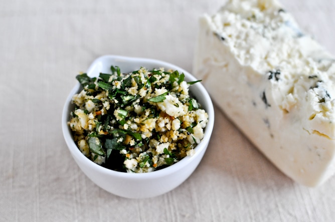 Herb Gorgonzola Artichokes with Parmesan Hollandaise I howsweeteats.com Herb Gorgonzola Artichokes with Parmesan Hollandaise I howsweeteats.com