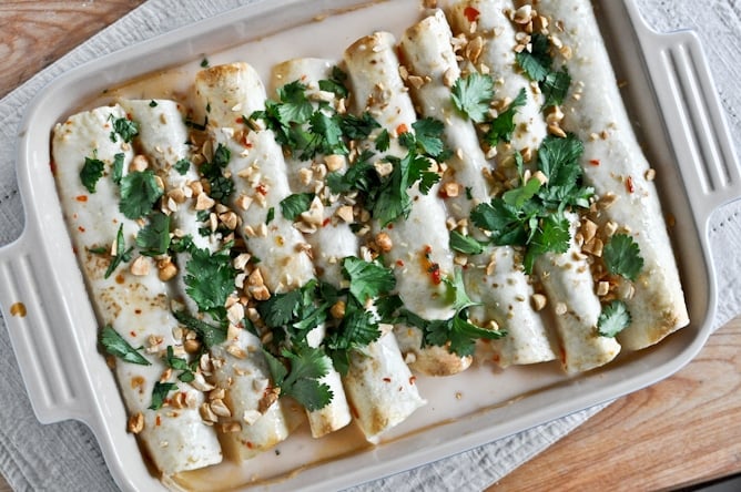 Thai Chicken Enchiladas I howsweeteats.com Thai Chicken Enchiladas I howsweeteats.com