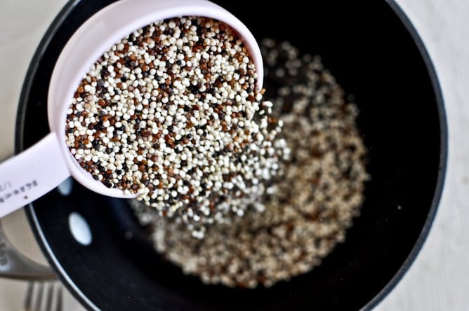 Breakfast Quinoa I howsweetetas.com Breakfast Quinoa I howsweetetas.com