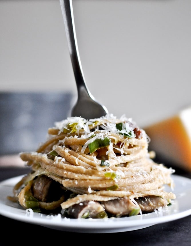 Portobello and Leek Carbonara I howsweeteats.com Portobello and Leek Carbonara I howsweeteats.com