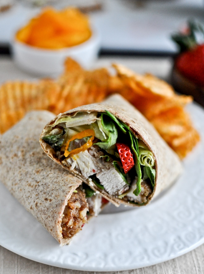 Pecan Crusted Chicken Wraps with Strawberry Honey Mustard I howsweeteats.com Pecan Crusted Chicken Wraps with Strawberry Honey Mustard I howsweeteats.com