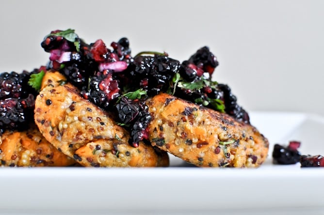 Sweet Potato Quinoa Cakes with Blackberry Salsa I howsweeteats.com Sweet Potato Quinoa Cakes with Blackberry Salsa I howsweeteats.com