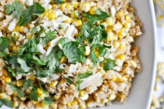 Grilled Corn + Cheddar Quinoa I howsweeteats.com Grilled Corn + Cheddar Quinoa I howsweeteats.com