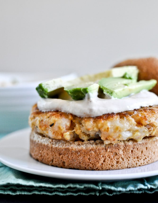 Shrimp Burgers with Chipotle Cream and Coconut Peach Salsa I howsweeteats.com Shrimp Burgers with Chipotle Cream and Coconut Peach Salsa I howsweeteats.com