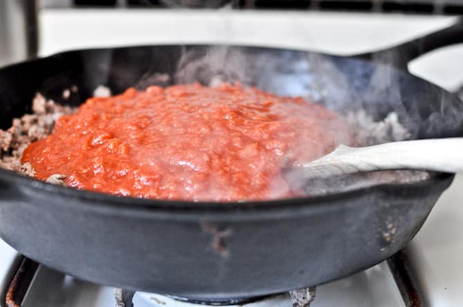 Quick + Easy Skillet Lasagna I howsweeteats.com Quick + Easy Skillet Lasagna I howsweeteats.com