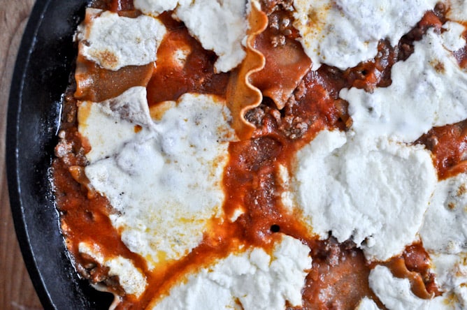 Quick + Easy Skillet Lasagna I howsweeteats.com Quick + Easy Skillet Lasagna I howsweeteats.com
