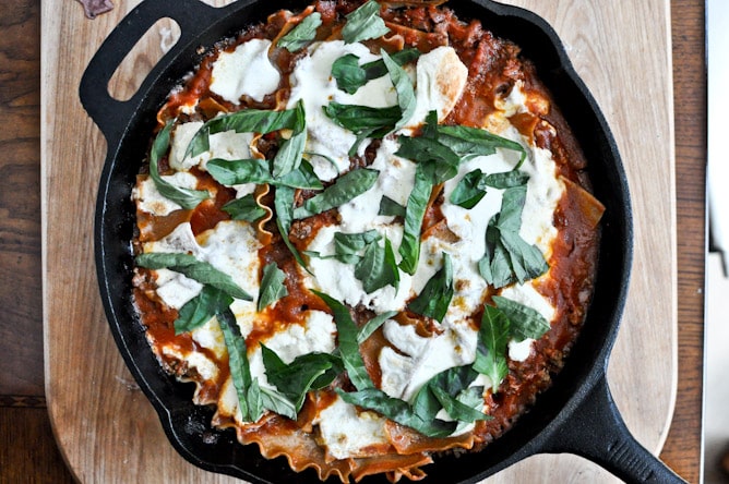 Quick + Easy Skillet Lasagna I howsweeteats.com Quick + Easy Skillet Lasagna I howsweeteats.com