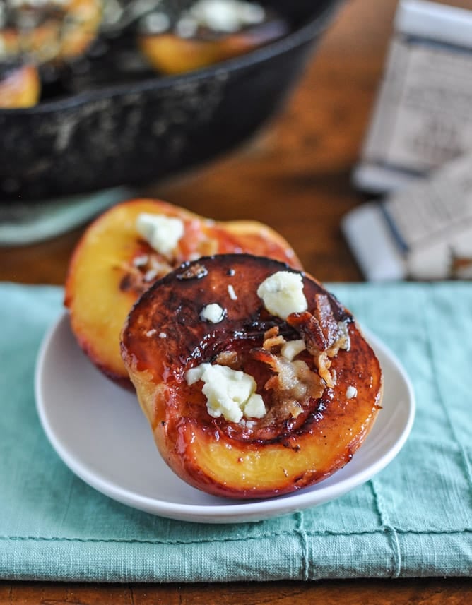 Rosemary, Bacon and Sugar Roasted Peaches I howsweeteats.com Rosemary, Bacon and Sugar Roasted Peaches I howsweeteats.com