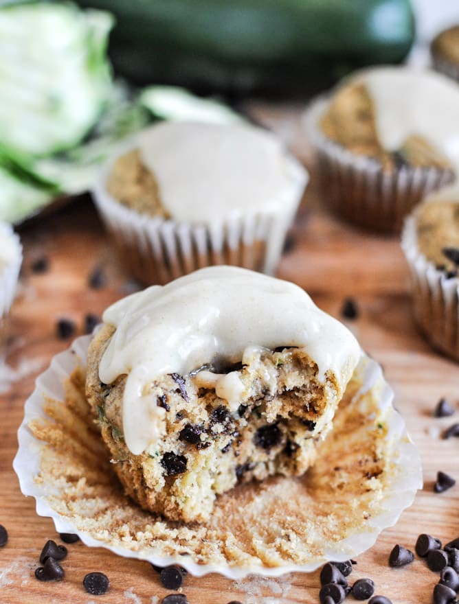 Whole Wheat Zucchini Banana Chocolate Chip Muffins I howsweeteats.com Whole Wheat Zucchini Banana Chocolate Chip Muffins I howsweeteats.com