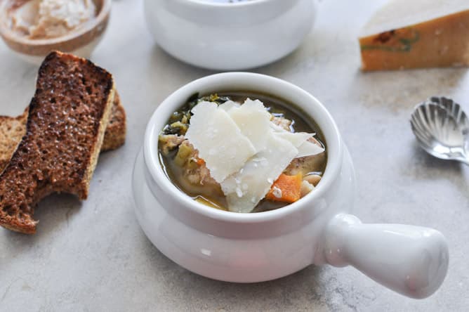 Healthy Harvest Chicken Soup I howsweeteats.com Healthy Harvest Chicken Soup I howsweeteats.com