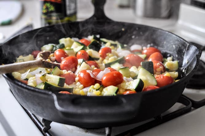 Brown Butter Garden Vegetable Pasta Skillet I howsweeteats.com Brown Butter Garden Vegetable Pasta Skillet I howsweeteats.com