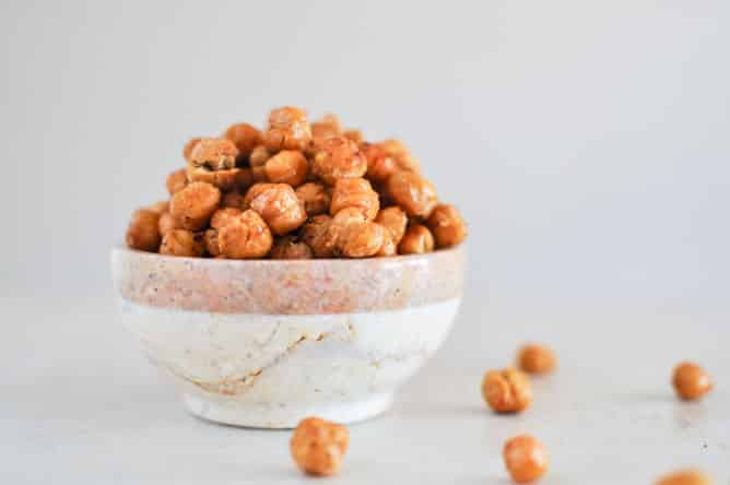 Exactly How To Roast Chickpeas I howsweeteats.com Exactly How To Roast Chickpeas I howsweeteats.com