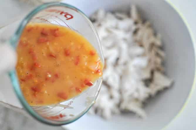 Lightened Up Chicken Enchiladas I howsweeteats.com Lightened Up Chicken Enchiladas I howsweeteats.com