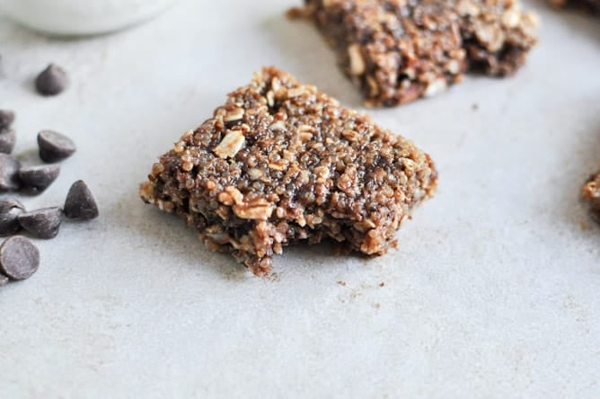No-Bake Brown Butter Quinoa Bars I howsweeteats.com No-Bake Brown Butter Quinoa Bars I howsweeteats.com