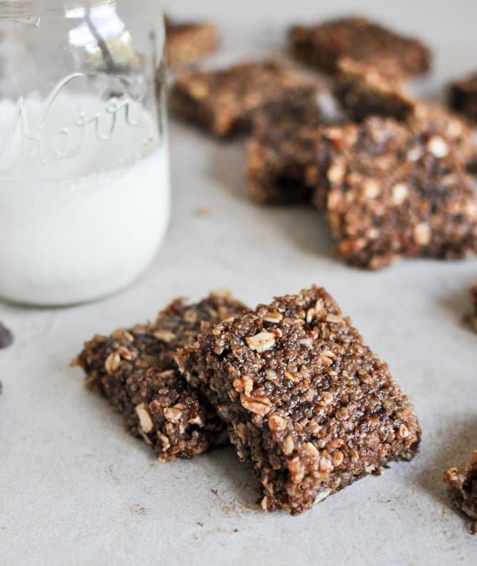 No-Bake Brown Butter Quinoa Bars I howsweeteats.com No-Bake Brown Butter Quinoa Bars I howsweeteats.com