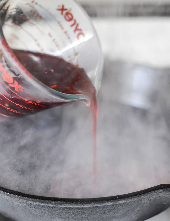 Sweet and Sticky Pomegranate Chicken I howsweeteats.com Sweet and Sticky Pomegranate Chicken I howsweeteats.com