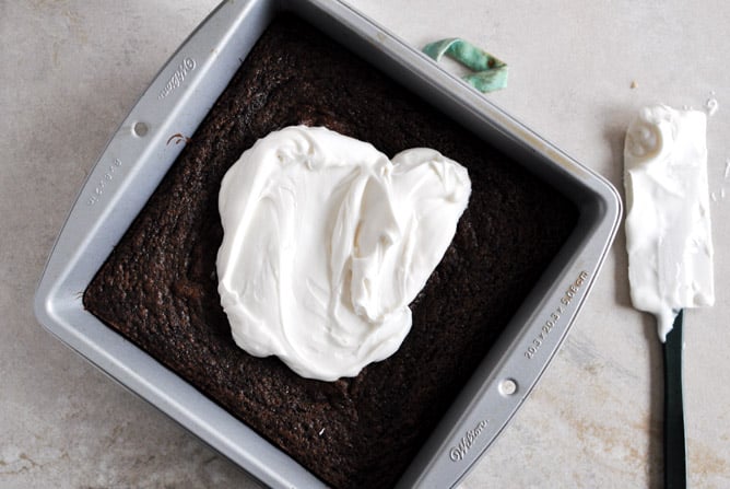 Peppermint Pattie Brownies I howsweeteats.com Peppermint Pattie Brownies I howsweeteats.com