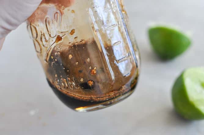 Crispy Avocado BLT Salad I howsweeteats.com Crispy Avocado BLT Salad I howsweeteats.com