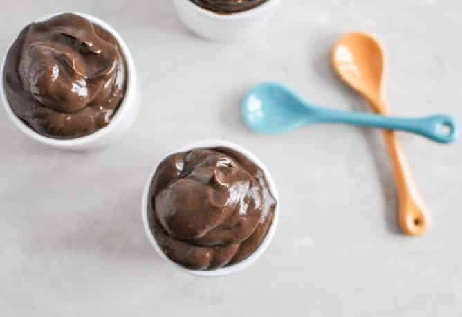 Healthy Chocolate Avocado Pudding I howsweeteats.com Healthy Chocolate Avocado Pudding I howsweeteats.com