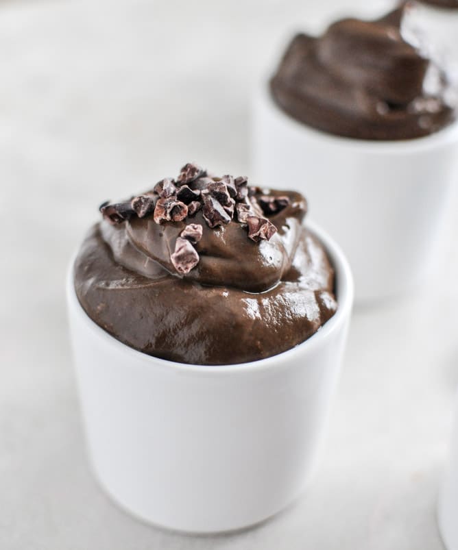 Healthy Chocolate Avocado Pudding I howsweeteats.com Healthy Chocolate Avocado Pudding I howsweeteats.com