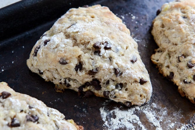 Banana Bread Scones I howsweeteats.com Banana Bread Scones I howsweeteats.com